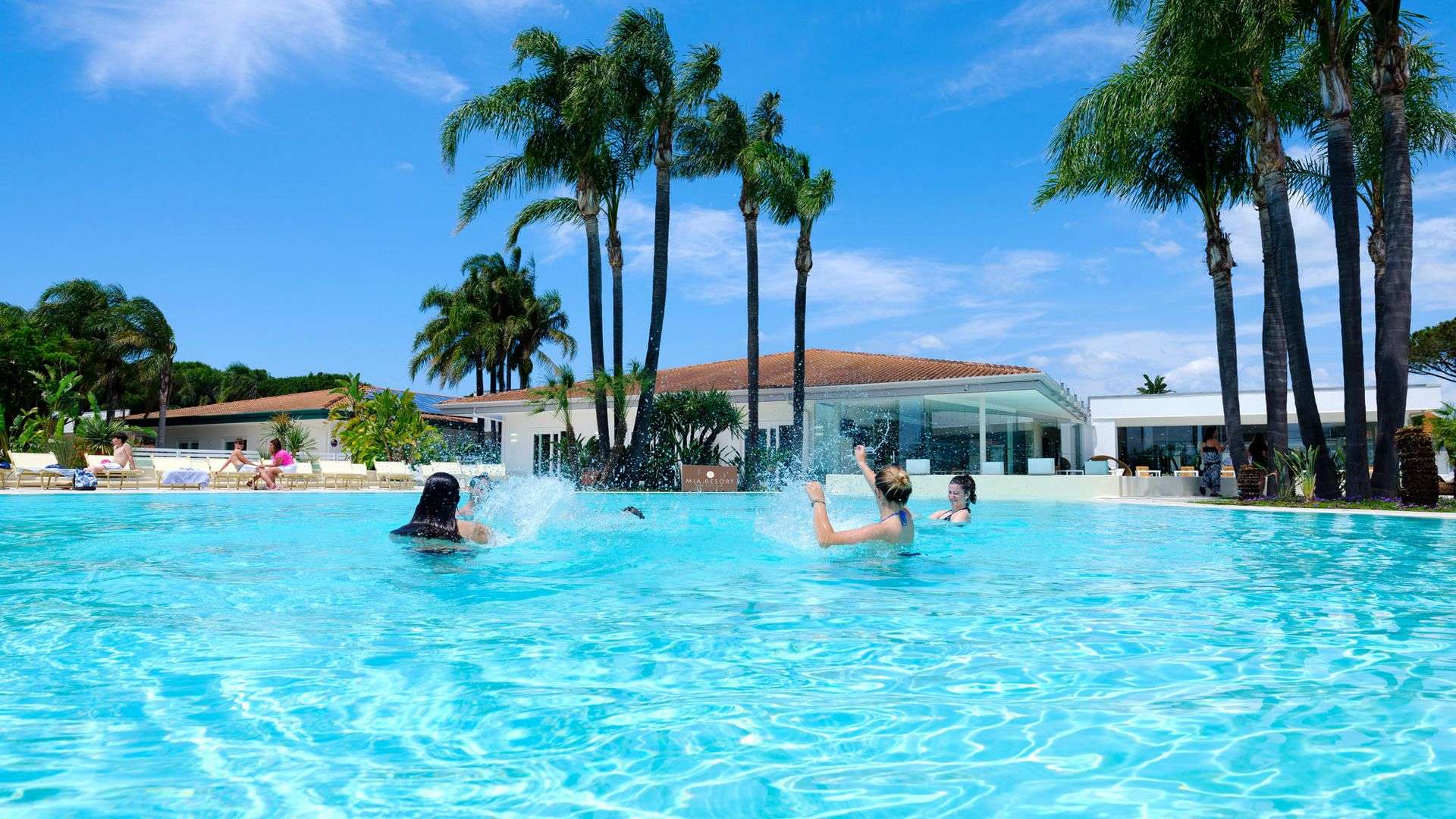 Fruit Village Paestum Mia Resort